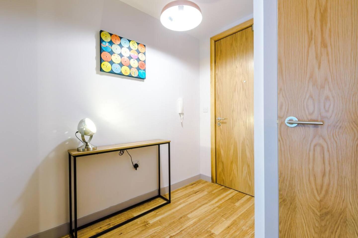 High Reviewed 1-Bed With Parking Central Location Liverpool Eksteriør billede