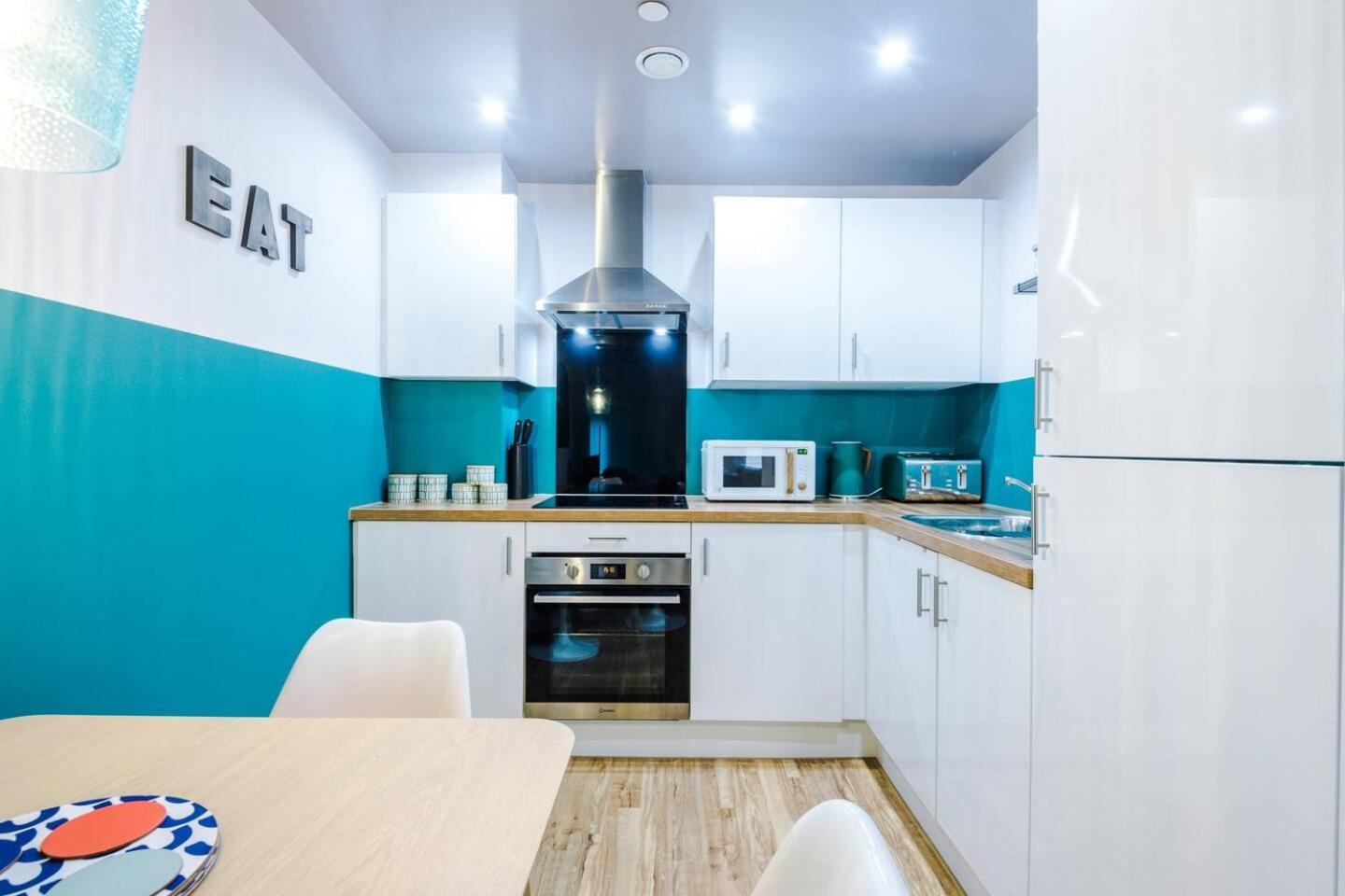High Reviewed 1-Bed With Parking Central Location Liverpool Eksteriør billede